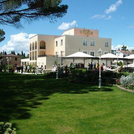 Hotel Holiday Sul Lago Bolsena Exteriér fotografie