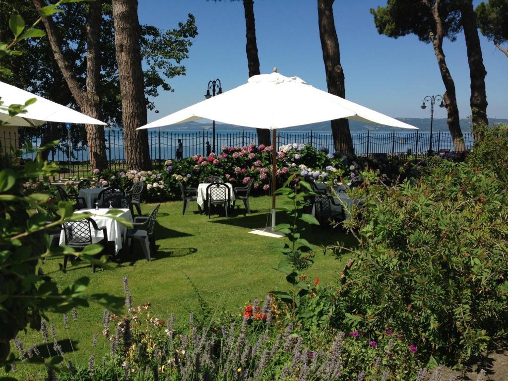 Hotel Holiday Sul Lago Bolsena Exteriér fotografie