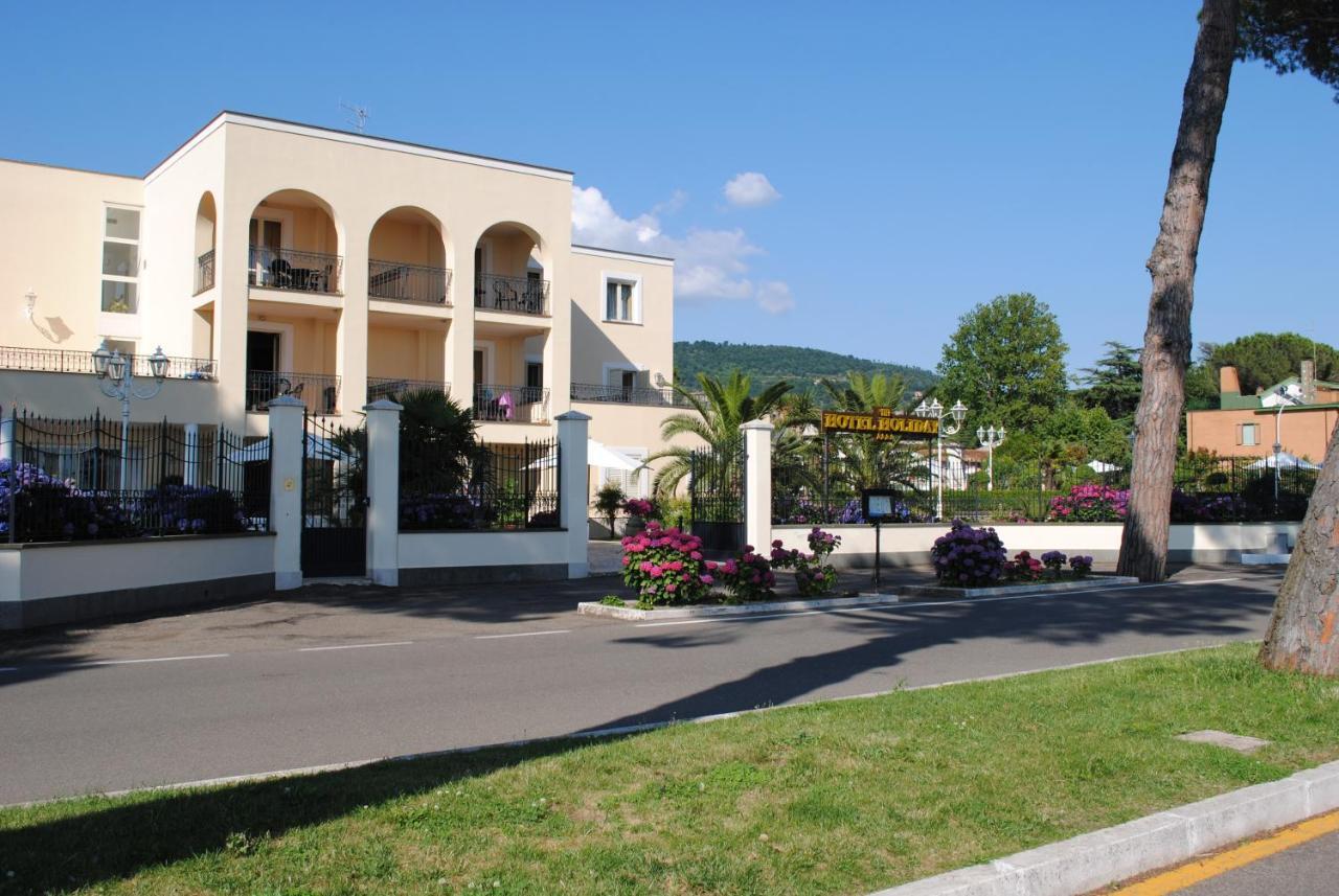 Hotel Holiday Sul Lago Bolsena Exteriér fotografie